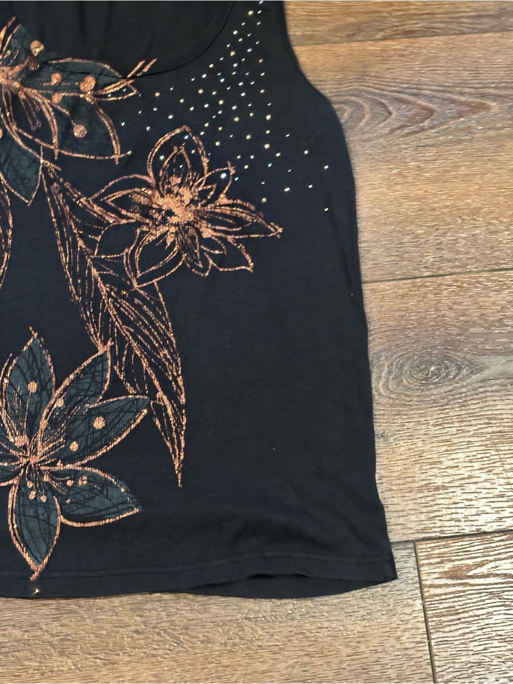 Sleeveless Women’s Y2K / 2000’s Black Floral Embellished Tank Top Size XL - Picture 4 of 5